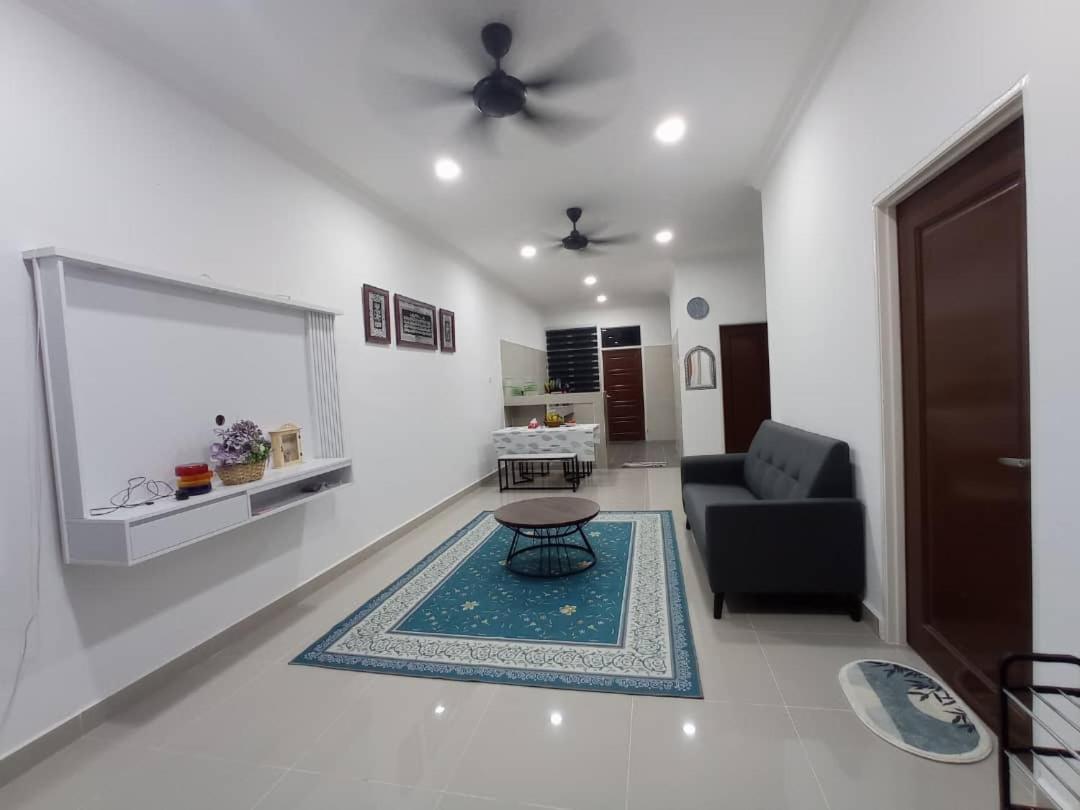 Bb D'Velodrom Homestay Dungun Εξωτερικό φωτογραφία