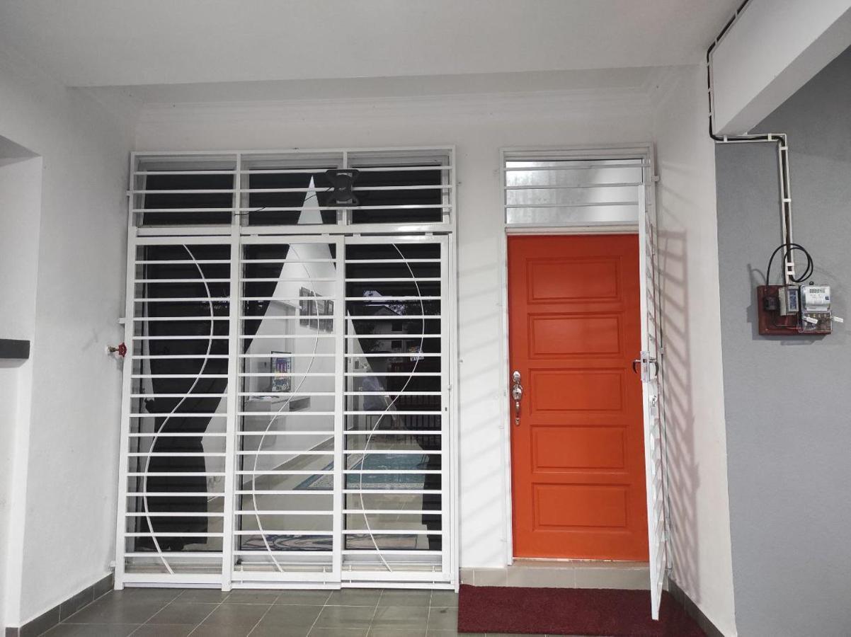 Bb D'Velodrom Homestay Dungun Εξωτερικό φωτογραφία